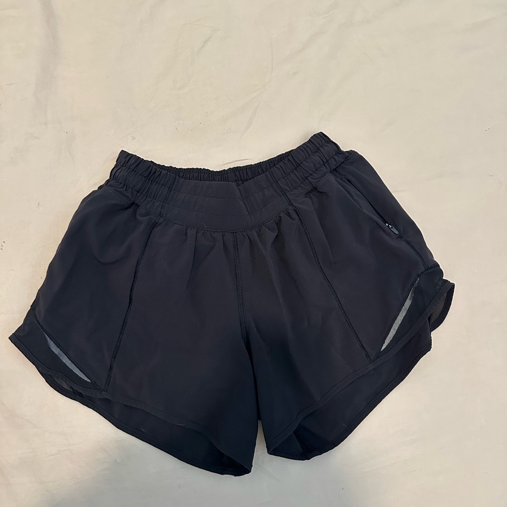 lululemon athletica Hotty Hot 4” shorts